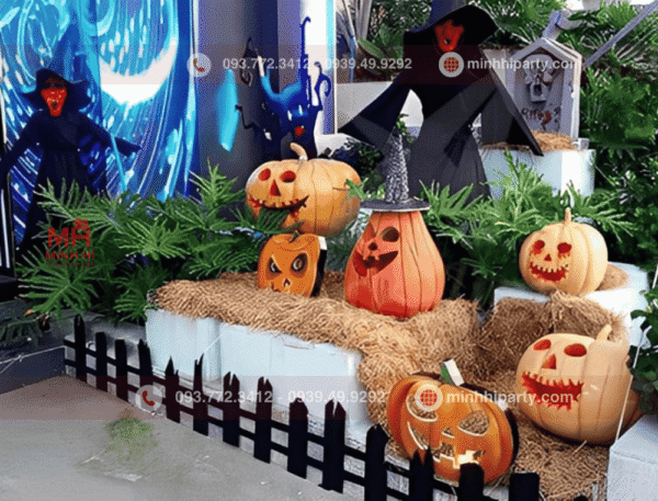Trang trí halloween cho shop quần áo tại TPHCM