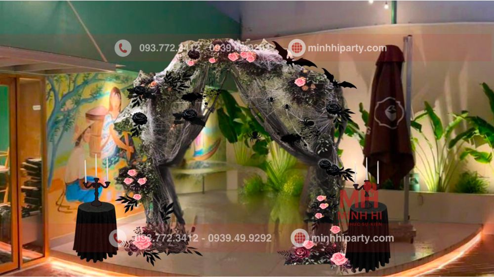 trang tri tieu canh halloween tren san thuong cho quan cafe phuc long trang trí halloween cho sân thượng