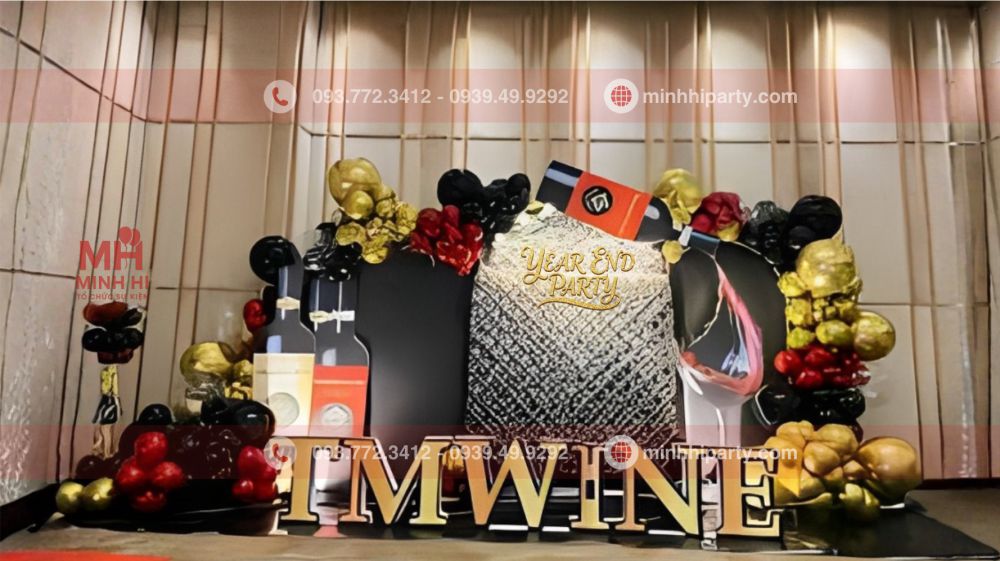 Thiết kế phông tiệc tất niên chủ đề rượu