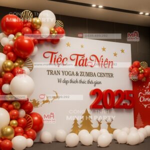 trang tri tat nien phong cach red festival ket hop trang tri giang sinh Trang trí tất niên phong cách red festival kết hợp trang trí giáng sinh