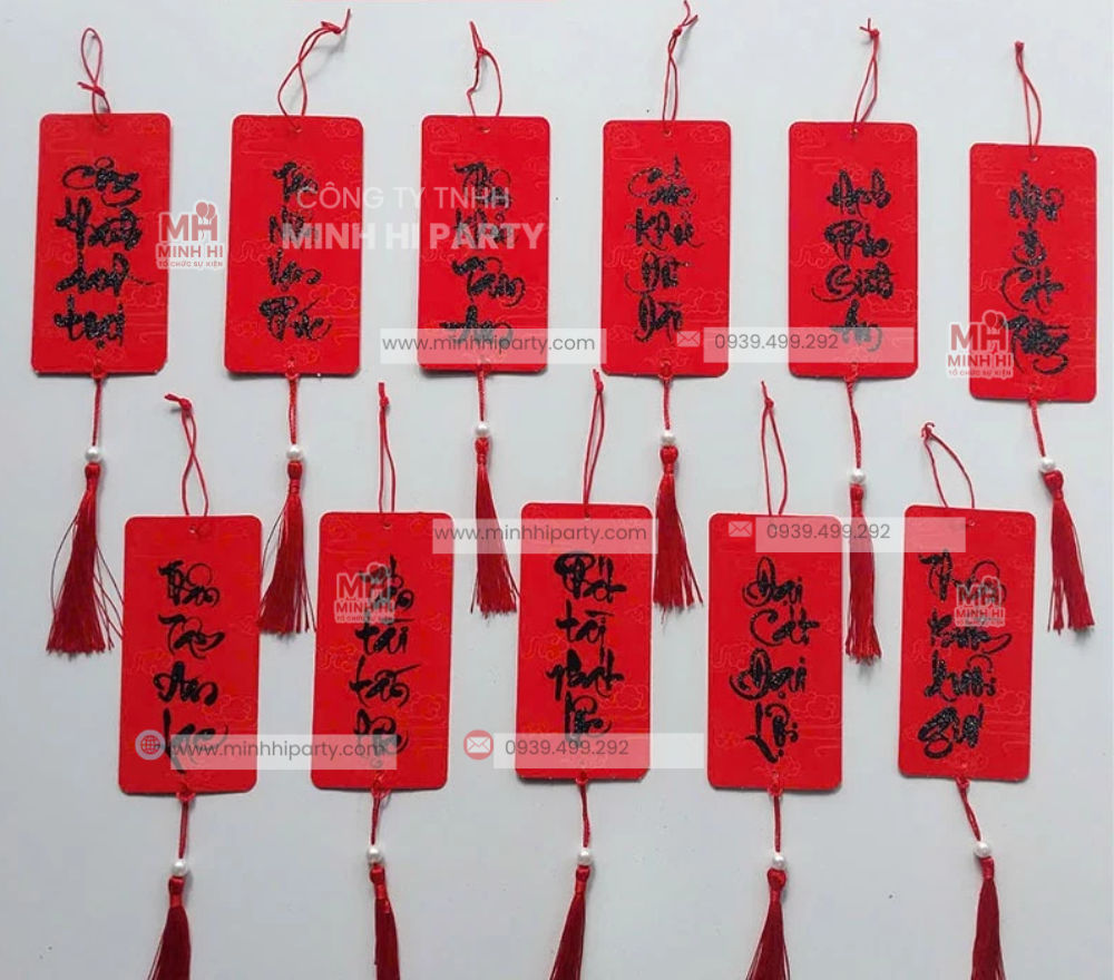 Mẫu câu đối mini ngày tết