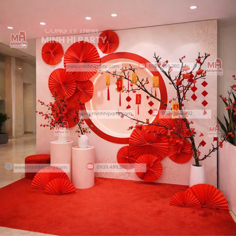 Mẫu trang tr&iacute; tết 2026 với tone đỏ ngọt ng&agrave;o