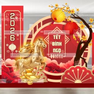 tieu canh trang tri tet binh ngo hien dai minhhi party 1 Tiểu cảnh trang trí tết Bính Ngọ hiện đại do Minh Hi Party thiết kế tone đỏ chủ đạo và linh vật nổi bật