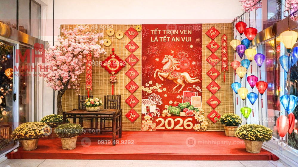 Trang trí tiểu cảnh tết 2026 cho nhà phố với tone ấm cúng 