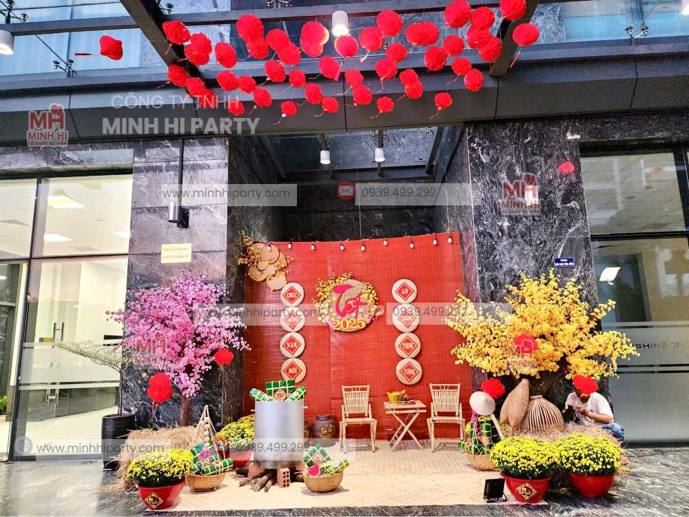 trang tri tet xua tai sanh chung cu phu thuan quan 7 Mẫu trang trí Tết xưa tại sảnh chung cư Phú Thuận Quận 7