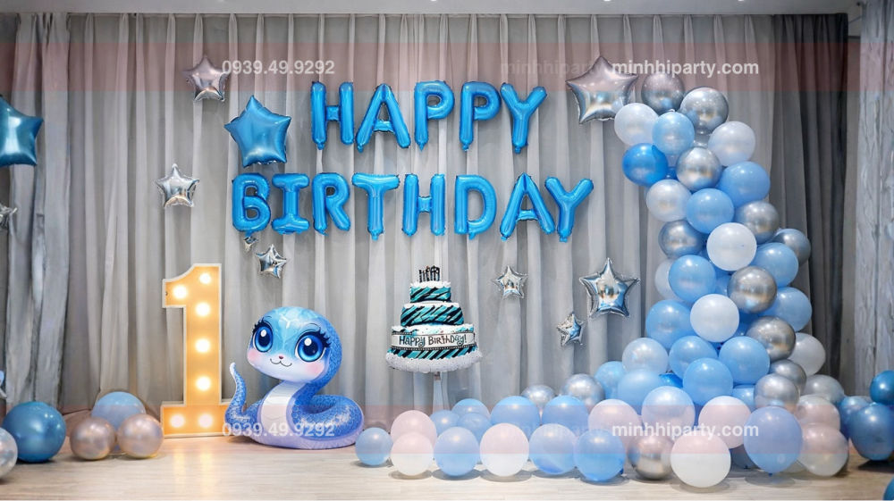 trang tri thoi noi be trai tuoi ran tone xanh duong sang trong Set trang trí thôi nôi bé trai tuổi rắn tone xanh dương sang trọng