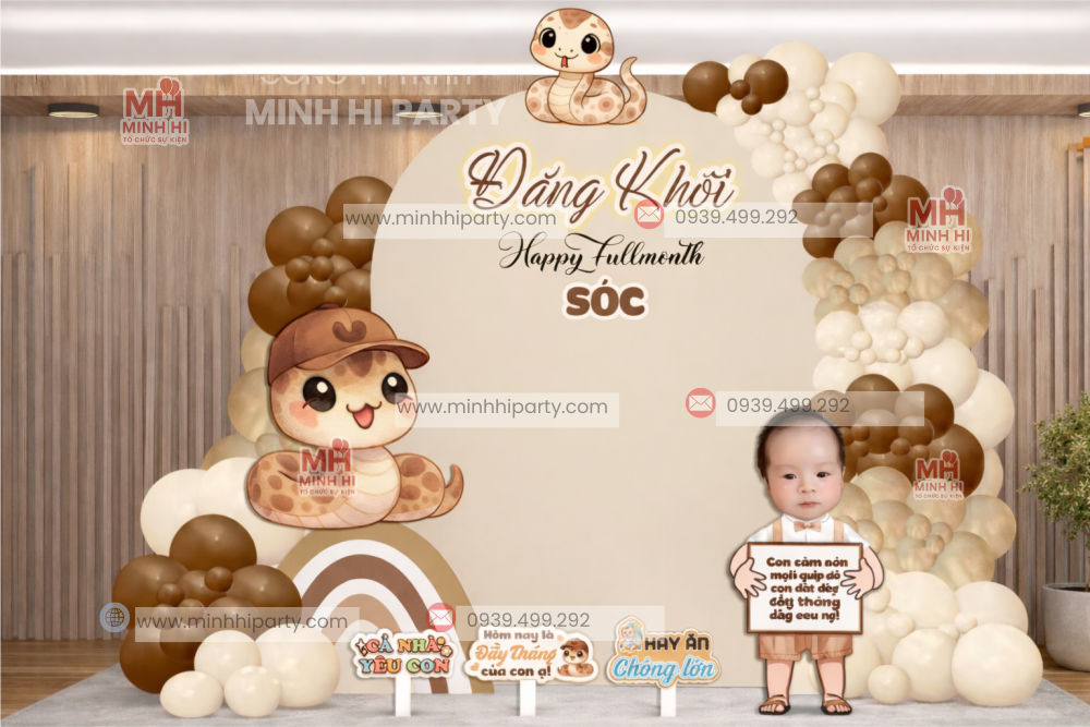 Backdrop đầy tháng thôi nôi bé tuổi Tỵ chibi rắn dễ thương