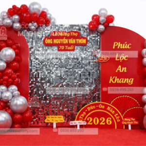 Trang trí mừng thọ cụ ông với tone đỏ bạc sang trọng