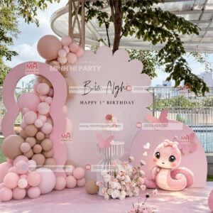 Mẫu trang trí thôi nôi bé tuổi Tỵ ngoài trời tại Minh Hi Party