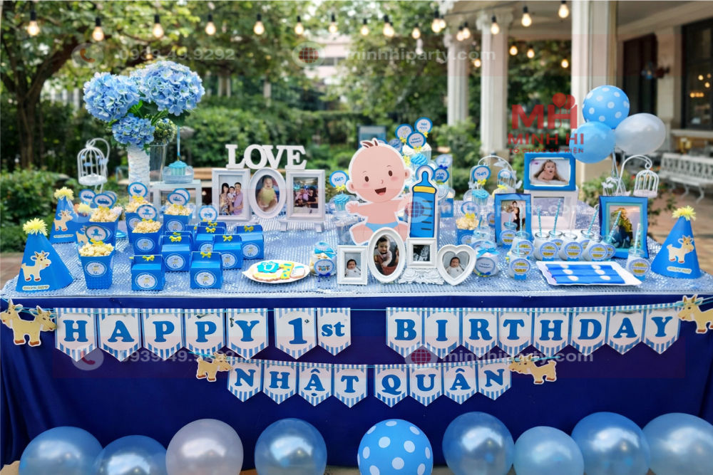 Trang trí bàn gallery cho thôi nôi bé trai Nhật Quân tuổi Rắn