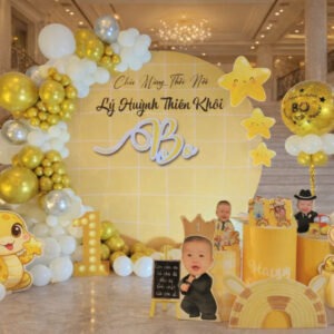 Decor thôi nôi bé trai tuổi Rắn với thiết kế cho không gian vừa phải trung bình