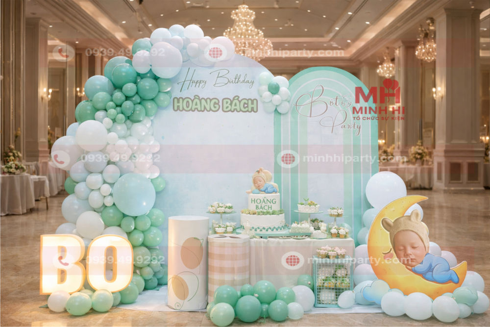 Trang trí thôi nôi bé trai Hoàng Bách tuổi rắn theo phong thuỷ