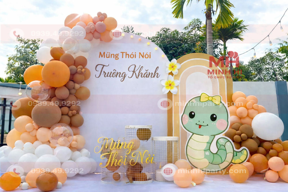 trang tri thoi noi be trai truong khanh theo chu de tuoi ran Trang trí thôi nôi cho bé trai Trường Khánh theo chủ đề tuổi Rắn