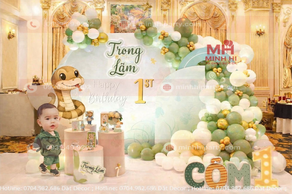 Trang trí thôi nôi cho bé trai Trọng Lâm với concept little snake baby