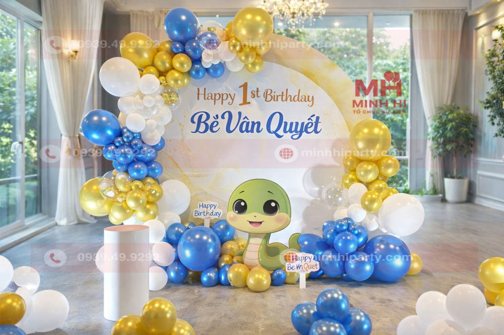 trang tri thoi noi be trai tuoi ran tre trung nang dong Trang trí thôi nôi cho bé trai Văn Quyết tuổi Rắn trẻ trung năng động