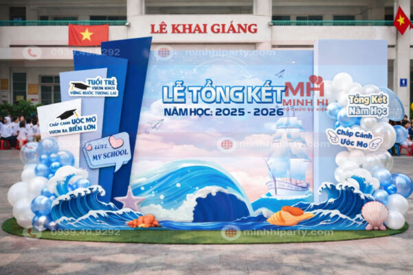 Decor lễ tổng kết chủ đề sóng biển cho năm học mới