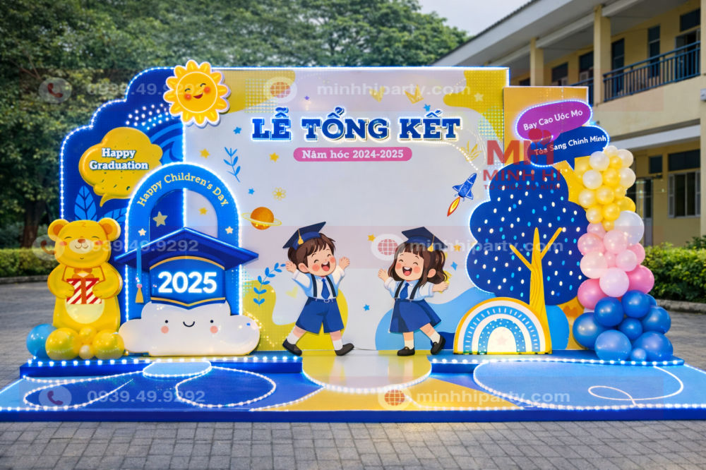 Trang trí lễ tổng kết với thiết kế hiện đại kết hợp LED 