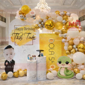Mẫu trang trí thôi nôi cho bé trai tuổi Tỵ Thái Tuấn concept Luxury sang trọng