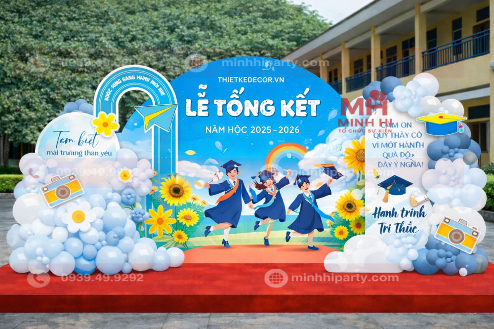 Trang trí tổng kết năm học chủ đề ''hành trình tri thức'