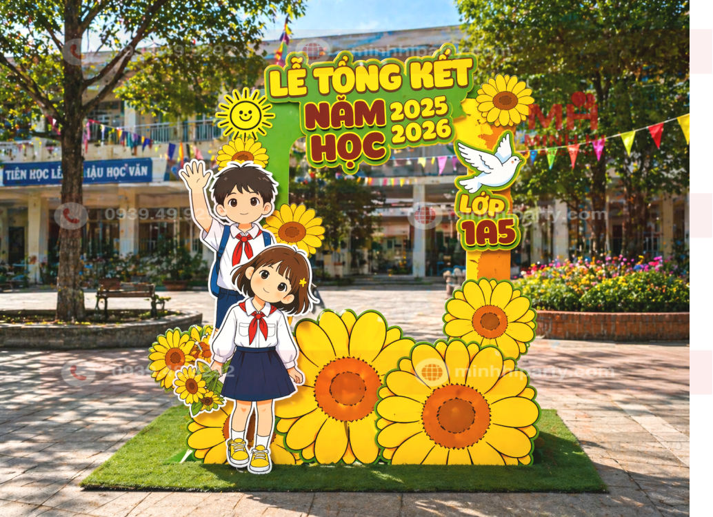 Khung photobooth trang trí lễ tổng kết với thiết kế checkin mini