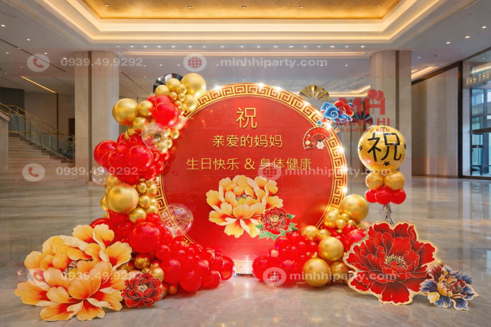 Trang trí background lễ mừng thọ chủ đề hoa mẫu đơn