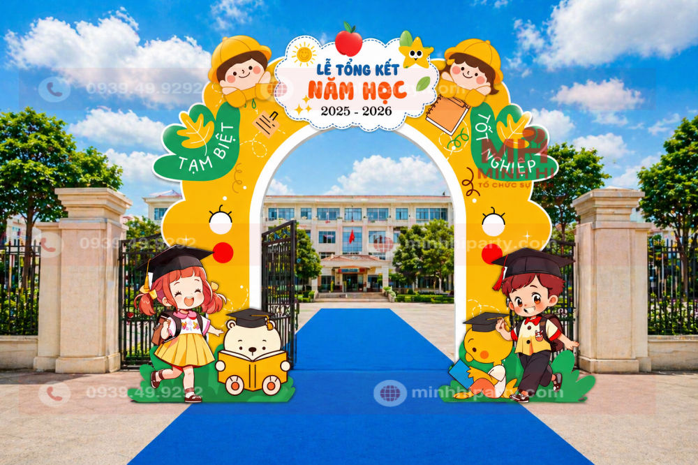 Trang trí sân khấu cho trường học kết hợp cổng chào