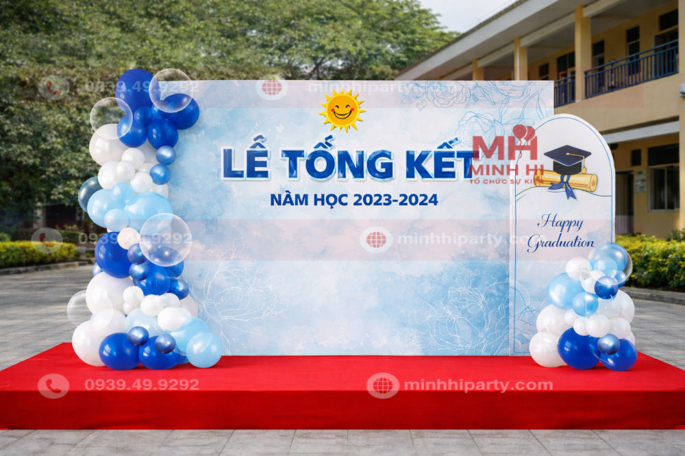 Trang trí sân khấu lễ tổng kết với thiết kế vintage