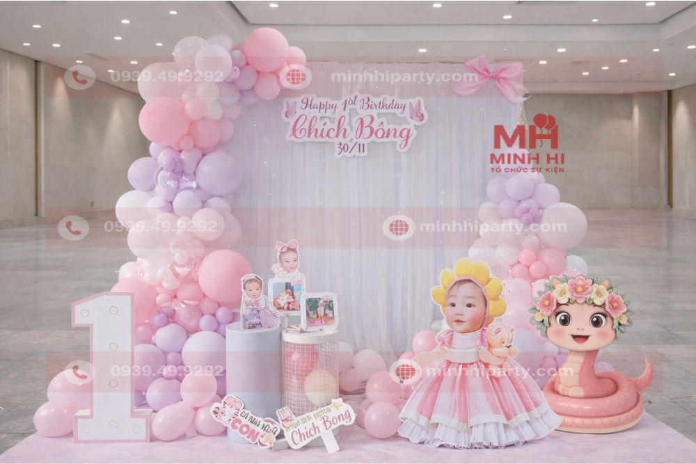 Mẫu trang trí thôi nôi cho bé gái tuổi Rắn concept baby pink balloon art có trong 10 mẫu trang trí thôi nôi bé gái tuổi Tỵ dễ thương