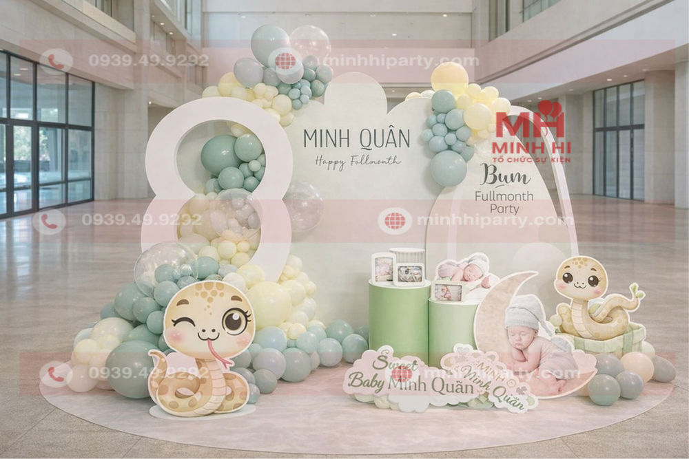 Trang trí backdrop thôi nôi cho bé trai tuổi Tỵ Minh Quân với concept sang trọng hiện đại