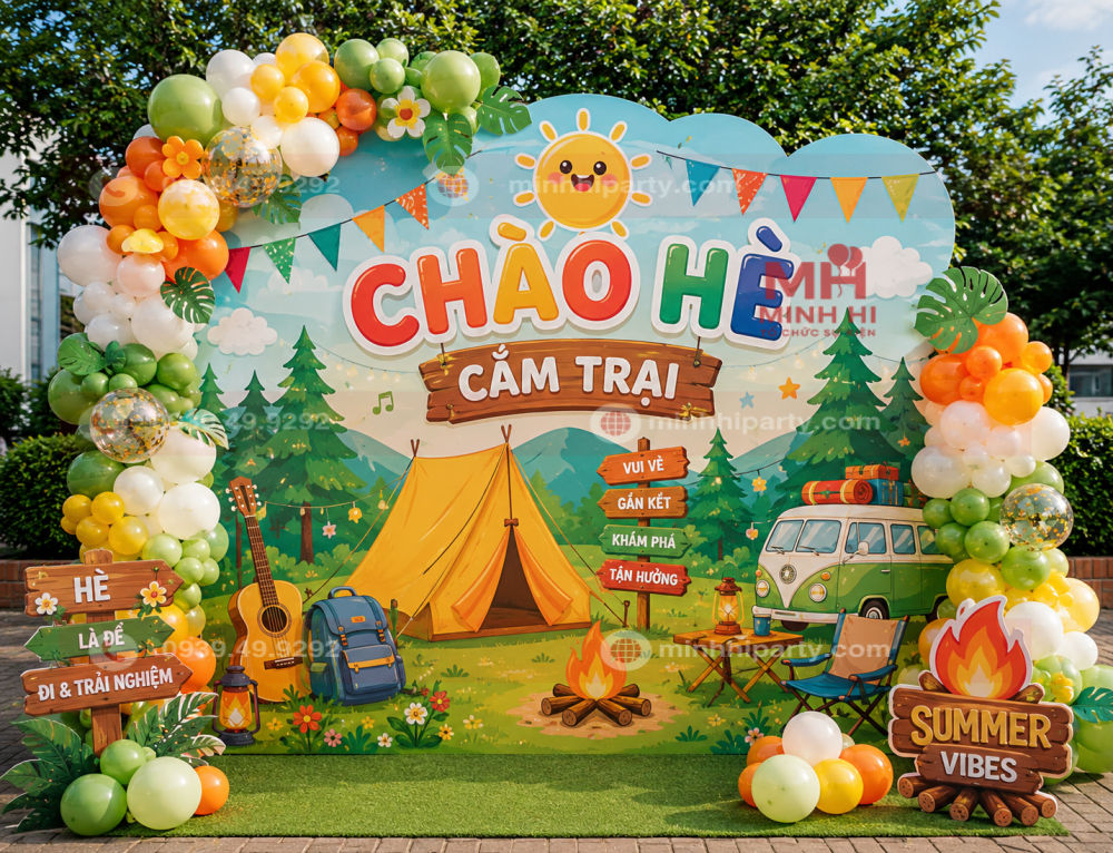 Trang trí backdrop chào hè chủ đề cắm trại