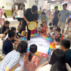 hinh anh gian hang bo u loto show tai su kien 1 6 Tổ chức gian hàng bọ ú loto show tại sự kiện quốc tế thiếu nhi