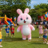 Mascot thỏ hồng cho sự kiện Family Day