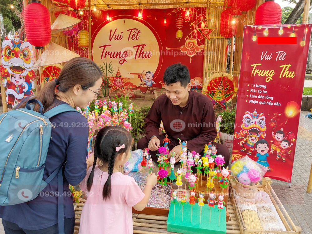 nan to he cho su kien trung thu Nặn Tò He cho sự kiện trung thu với gian hàng sôi động