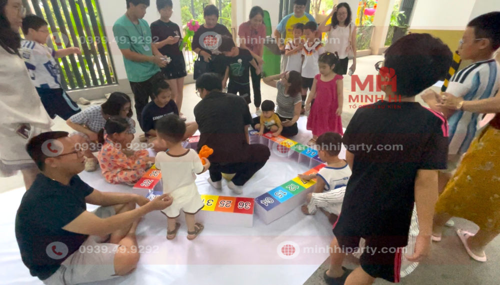 thiet ke gian hang bo u loto show cho su kien thieu nhi Thiết kế gian hàng bọ ú loto show cho sự kiện thiếu nhi