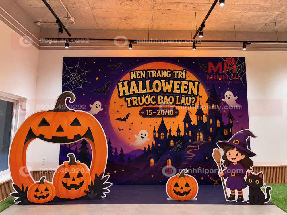 Trang trí tiểu cảnh Halloween với thiết kế hiện đại cho sự kiện 2026