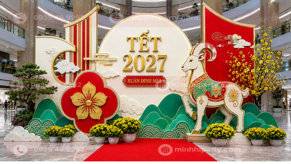 trang tri tet 2027 cho trung tam thuong mai voi linh vat de Linh vật dê 2027 Đinh Mùi bằng formex 3D trang trí trung tâm thương mại Tết với núi mây, hoa xuân và thảm đỏ.