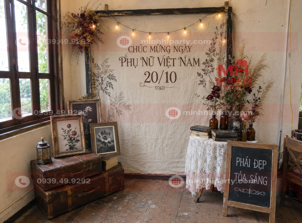 Mẫu decor 20/10 tại quán cà phê với phong cách vintage mộc mạc