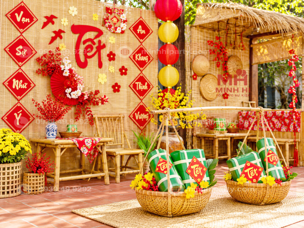 mo hinh banh chung banh tet trang tri 2027 cung met tre va quang ganh